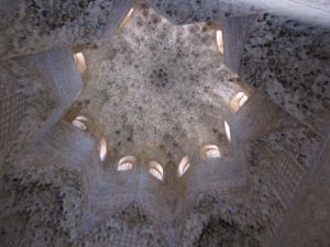 アルハンブラ宮殿２姉妹の間の天井
